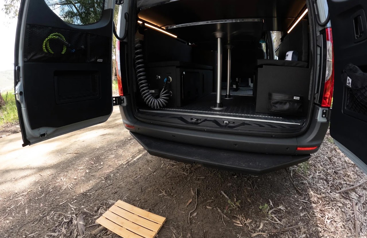 Pano Garage Cargo Floor & Bed Deck
